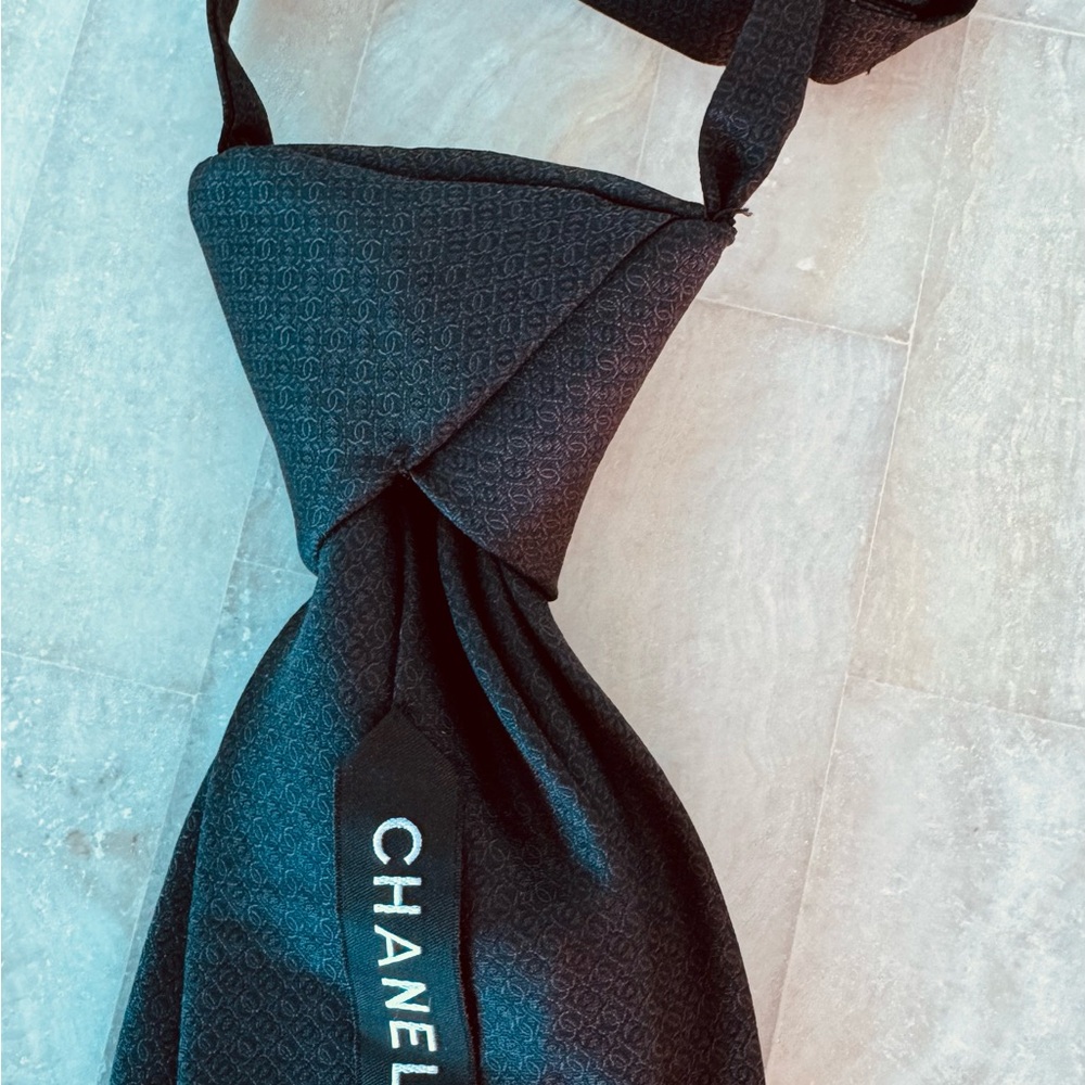 CHANEL Fabulous ladies tie, 100% Silk, original box and bow, black - Picture 6 of 13